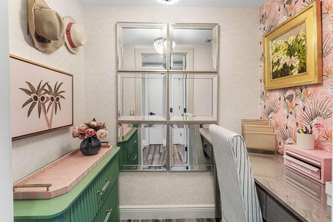 Office / Walk In Closet