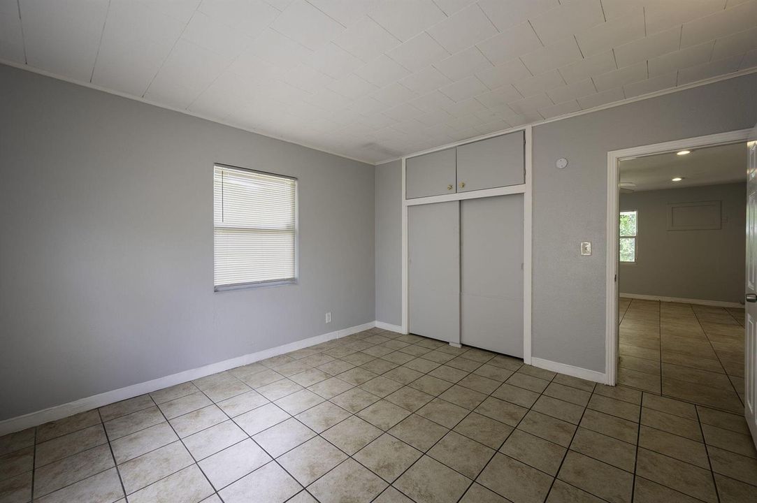23-web-or-mls-5136_Bed Room1-3
