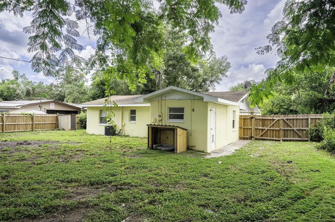 9-web-or-mls-5136_Exterior Rear-3