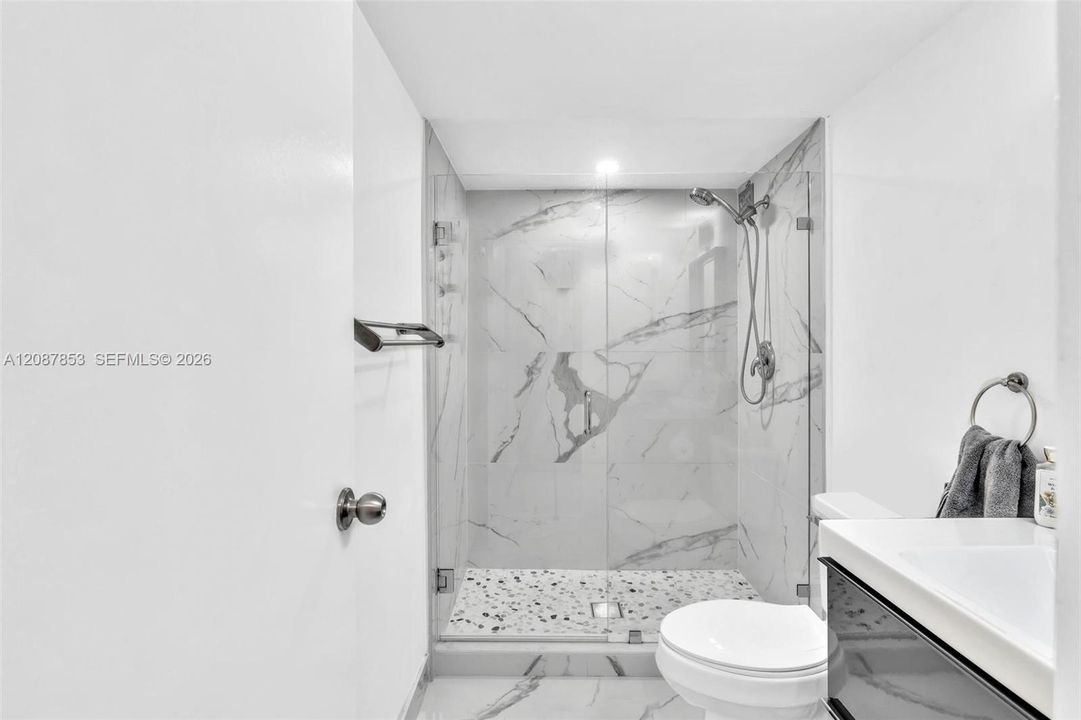 В аренду: $2,750 (2 спален, 2 ванн, 1130 Квадратных фут)