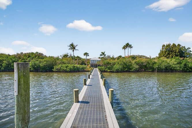 1935 Quay Dock Rd Vero Beach-small-064-0