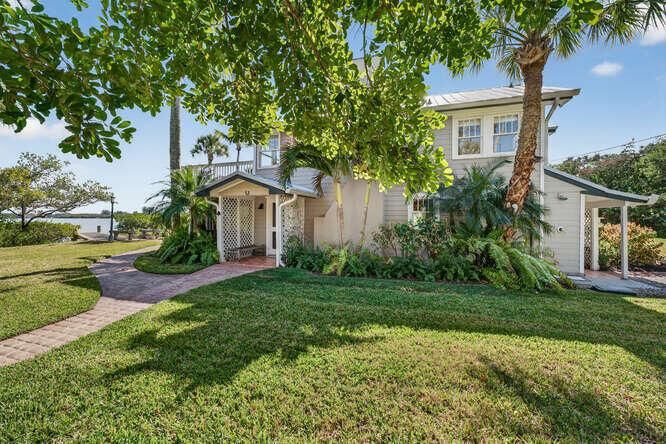 1935 Quay Dock Rd Vero Beach-small-005-0