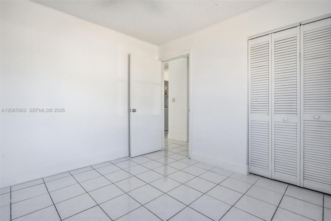 For Rent: $3,100 (3 beds, 2 baths, 1365 Square Feet)