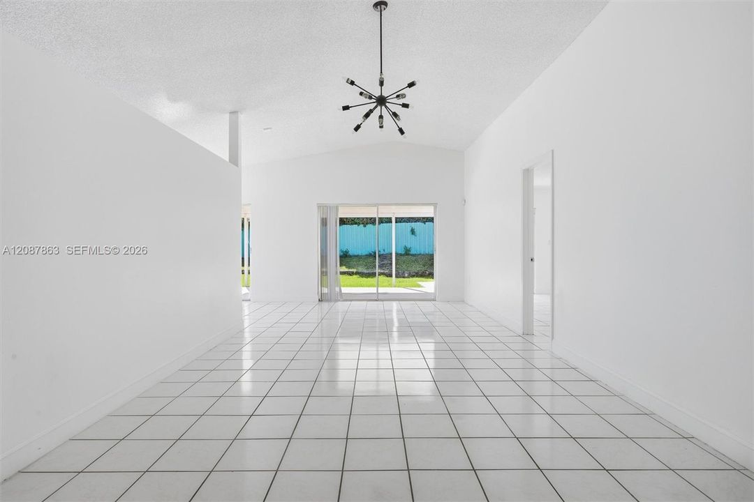For Rent: $3,100 (3 beds, 2 baths, 1365 Square Feet)