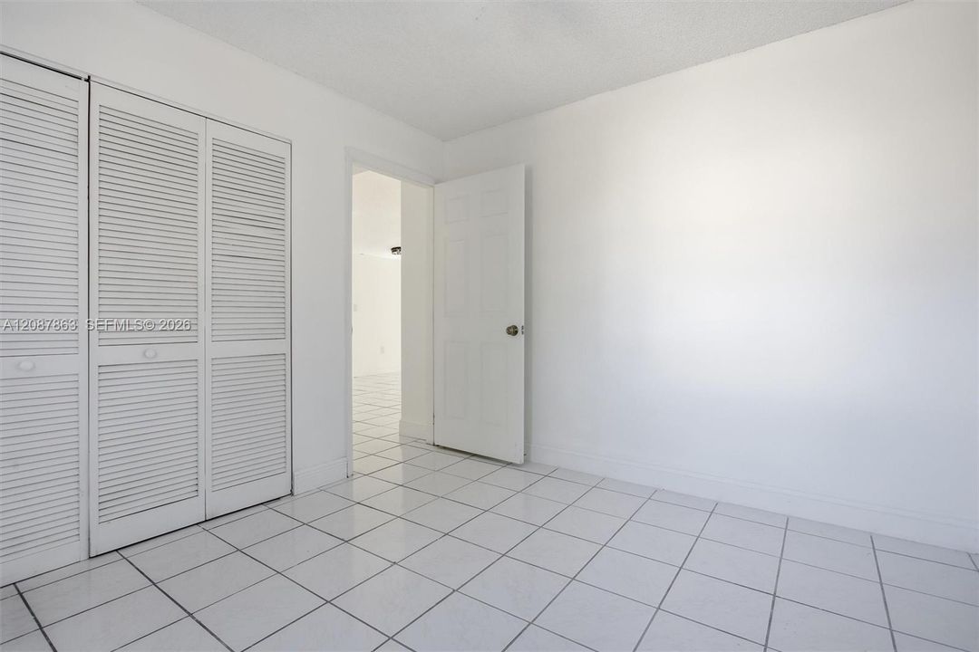 For Rent: $3,100 (3 beds, 2 baths, 1365 Square Feet)