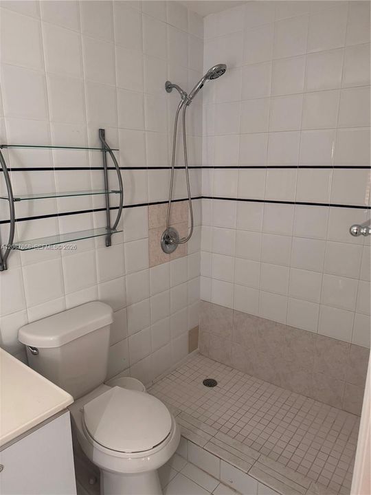 For Rent: $1,300 (1 beds, 1 baths, 0 Square Feet)