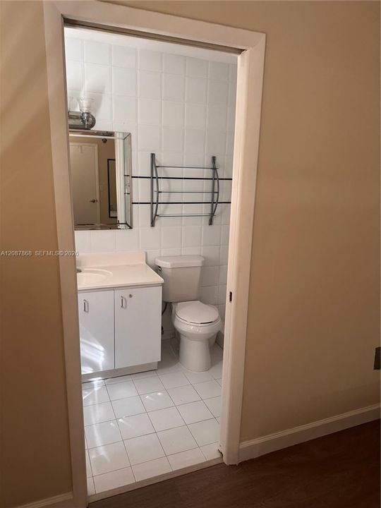 For Rent: $1,300 (1 beds, 1 baths, 0 Square Feet)