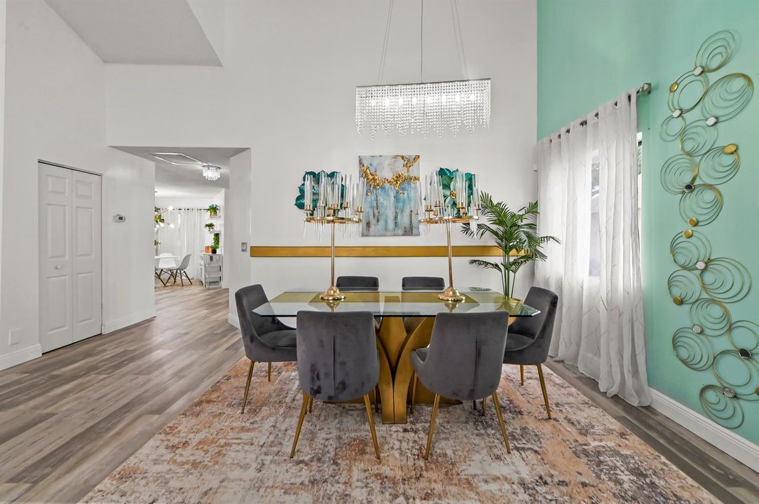 12 Dining room 01