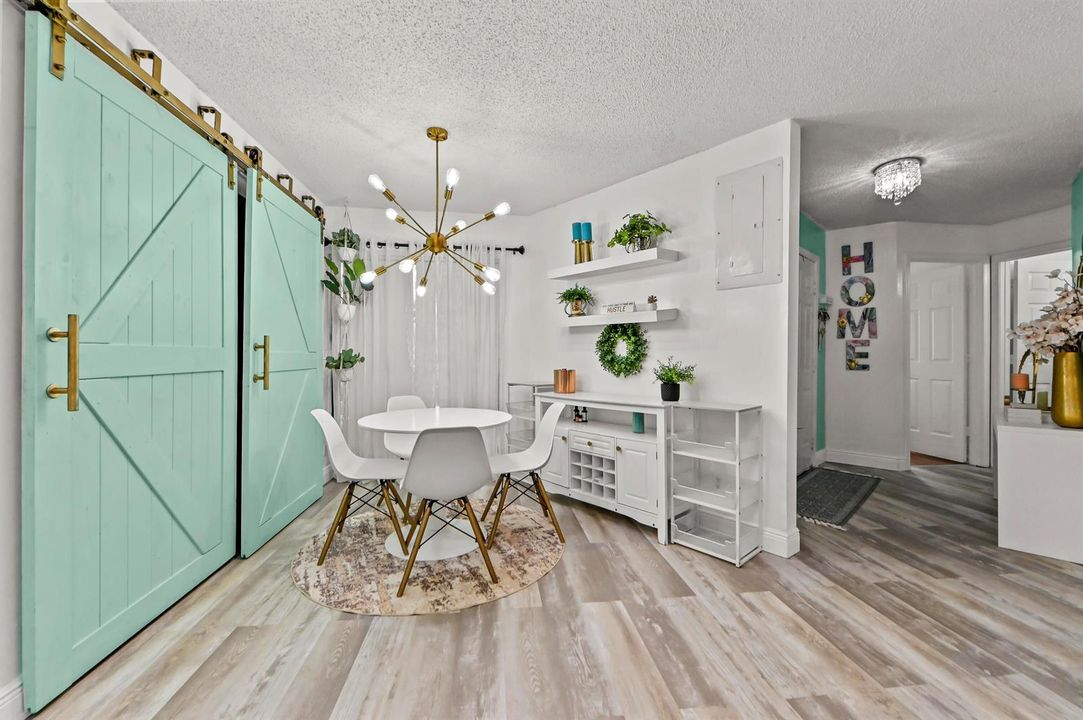 16 Dining room01