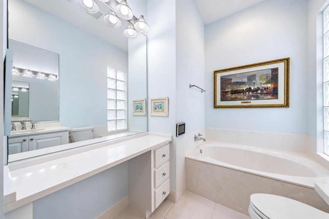 Main Bedroom Bathroom