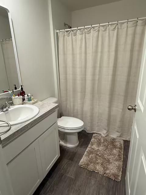 For Rent: $3,140 (3 beds, 2 baths, 1230 Square Feet)
