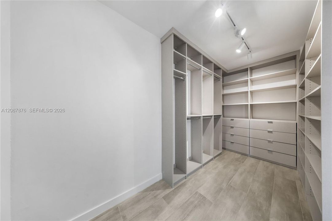 En Venta: $595,000 (2 camas, 2 baños, 1312 Pies cuadrados)