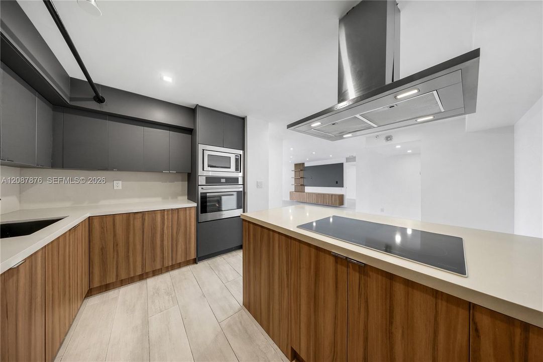 En Venta: $595,000 (2 camas, 2 baños, 1312 Pies cuadrados)