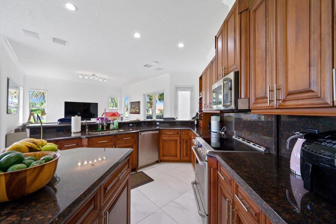 2135 Windsock Way (21)