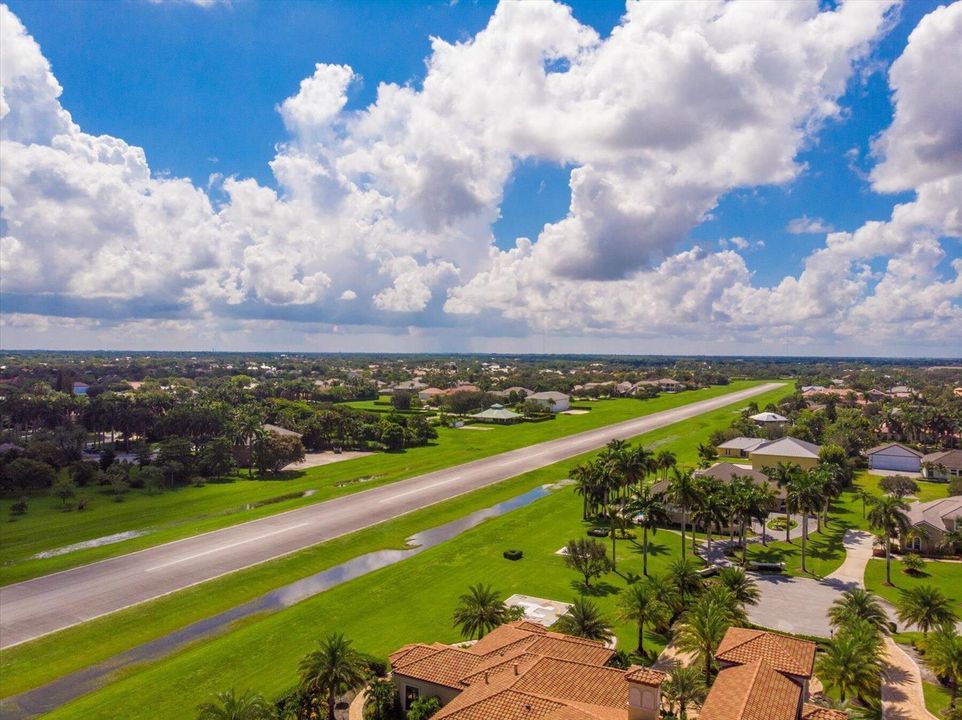 2135 Windsock Way (32)