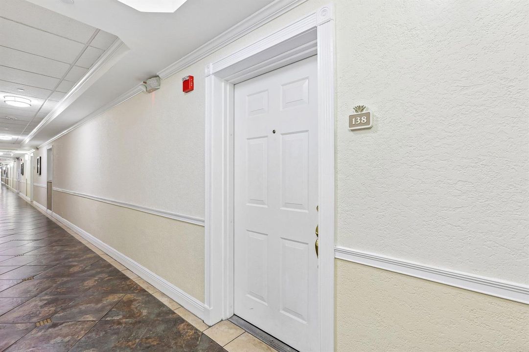 4-web-or-mls-NE 15th Ave 138-S1009-004