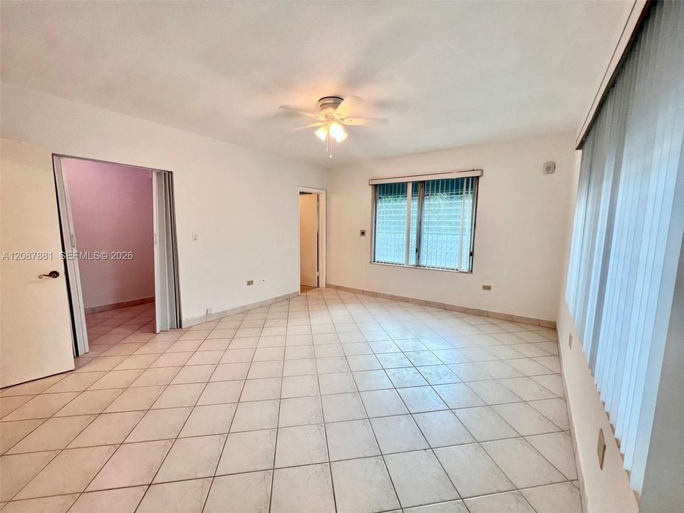 В аренду: $2,000 (1 спален, 2 ванн, 745 Квадратных фут)
