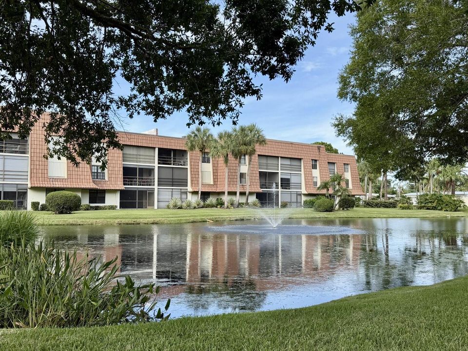 3100 SE Pruitt B102