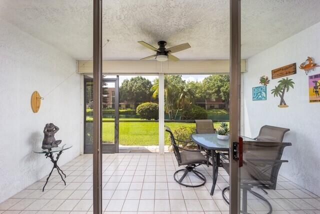 B102 screened patio