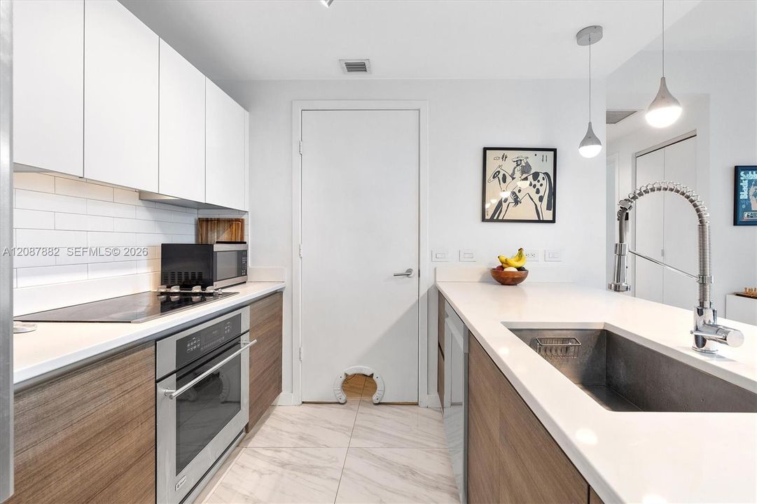 En Venta: $465,000 (1 camas, 1 baños, 769 Pies cuadrados)