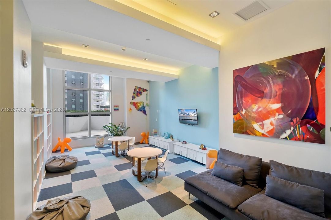 En Venta: $465,000 (1 camas, 1 baños, 769 Pies cuadrados)