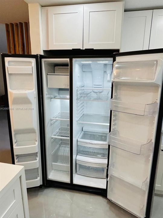 For Rent: $2,250 (1 beds, 1 baths, 767 Square Feet)