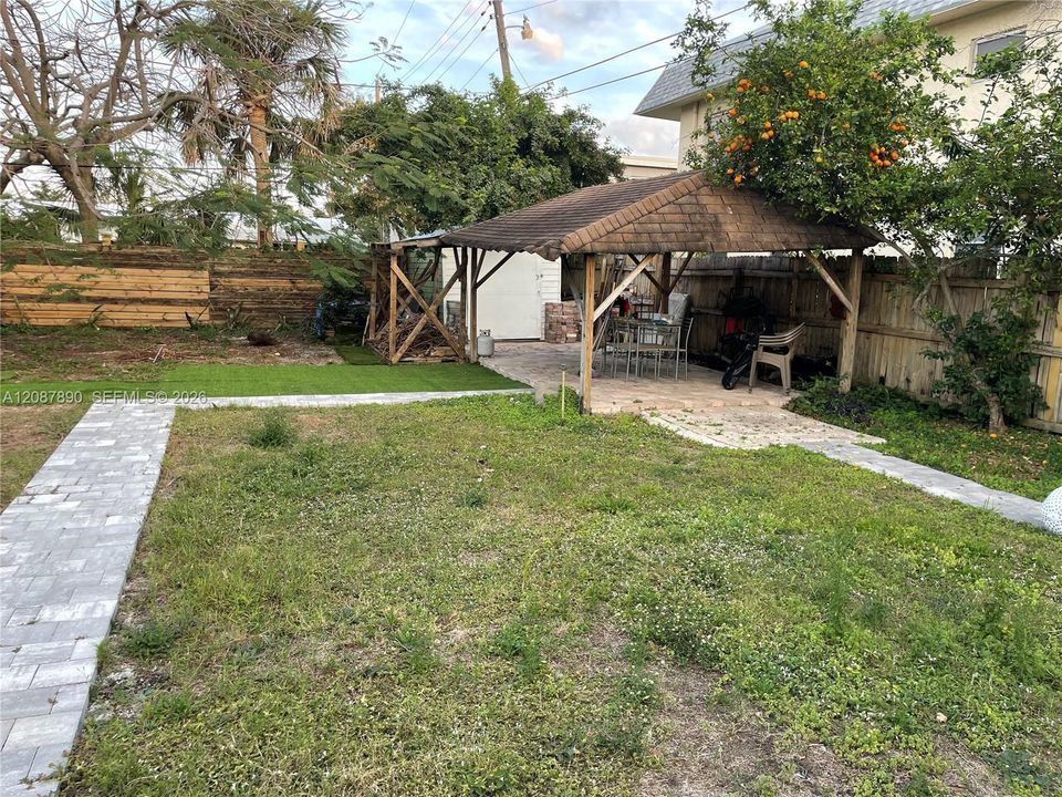 For Rent: $1,300 (1 beds, 1 baths, 0 Square Feet)