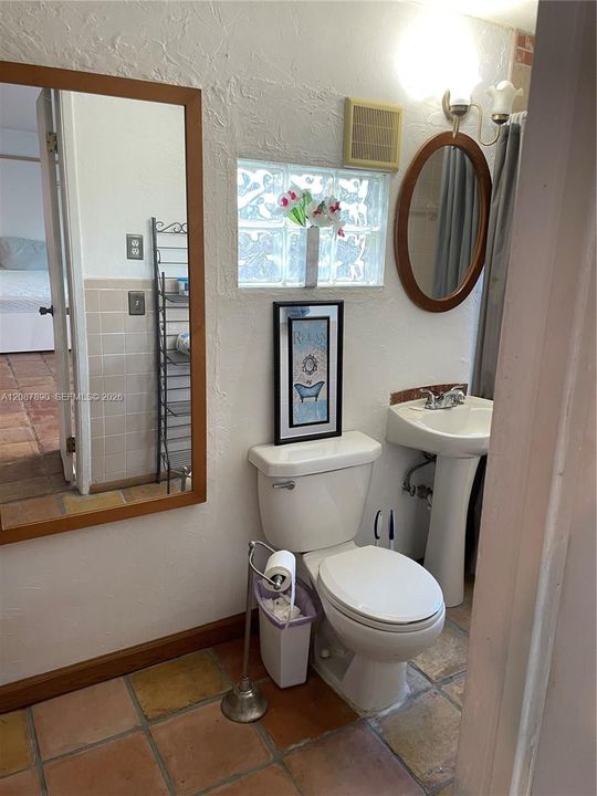 For Rent: $1,300 (1 beds, 1 baths, 0 Square Feet)