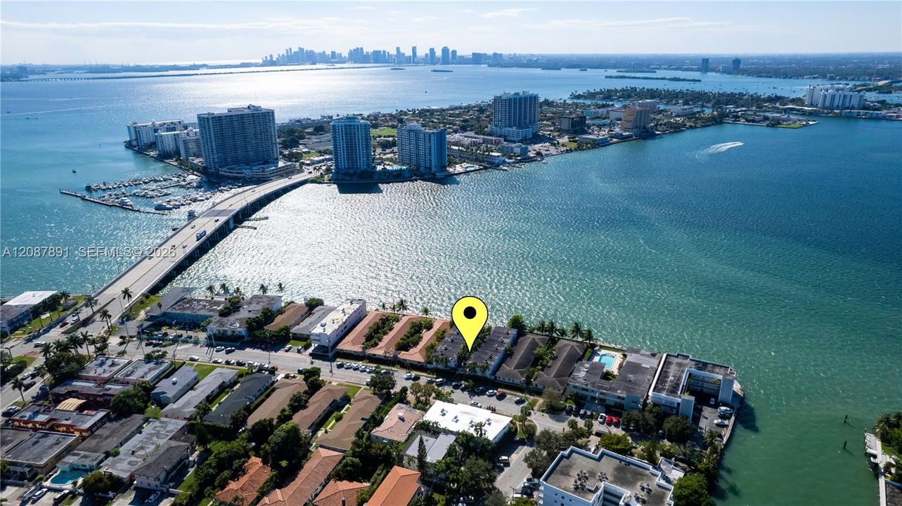For Rent: $2,300 (1 beds, 1 baths, 800 Square Feet)