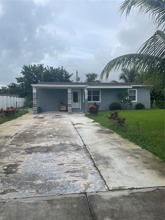 For Rent: $3,000 (3 beds, 2 baths, 1152 Square Feet)