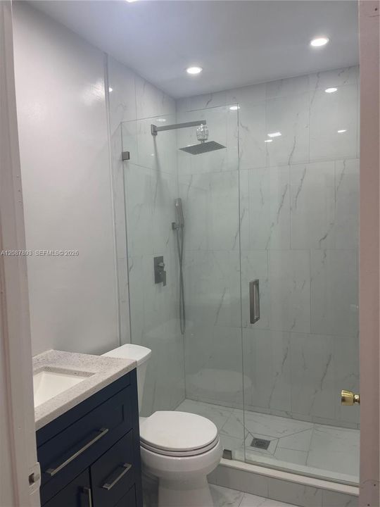 For Rent: $3,000 (3 beds, 2 baths, 1152 Square Feet)