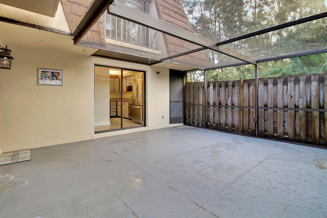 Screened-In Patio