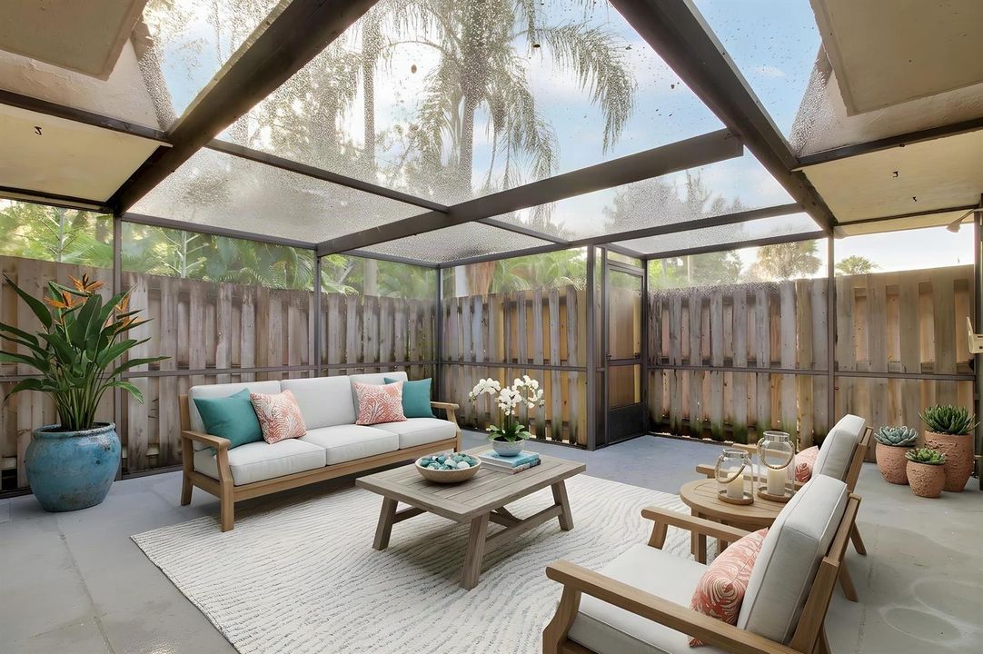 Screened-In Patio - Virtually Staged