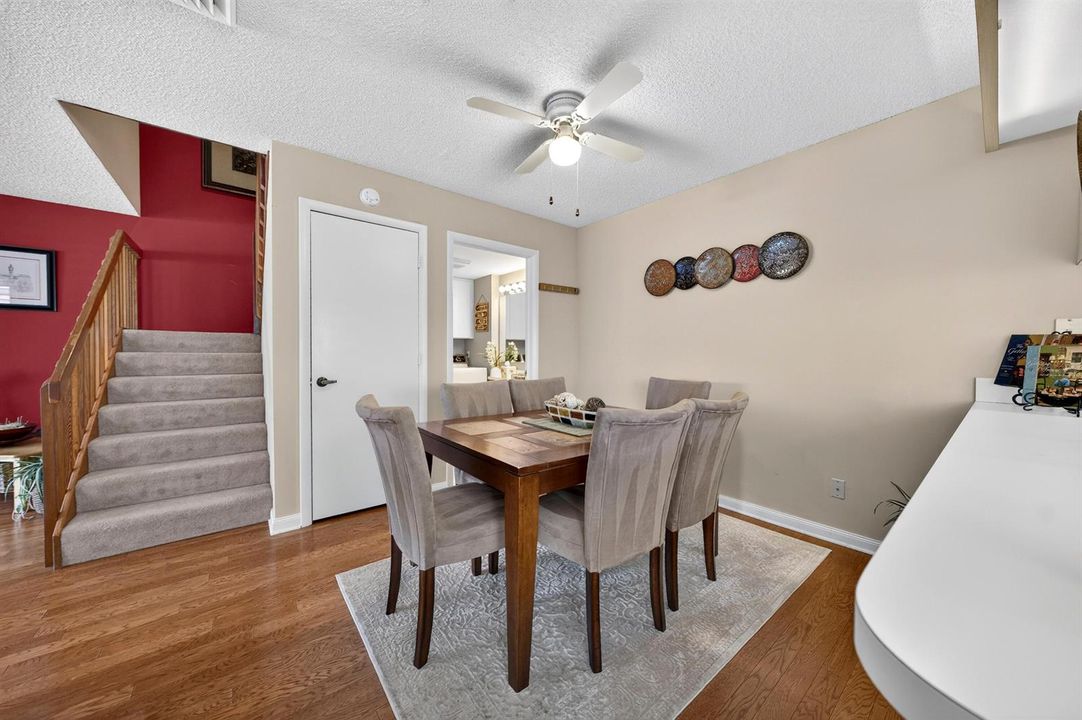012-017-Dining Room-4000x2664