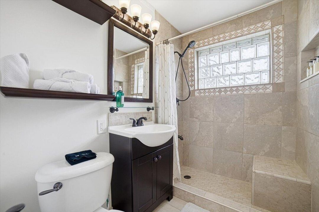 27-Bathroom