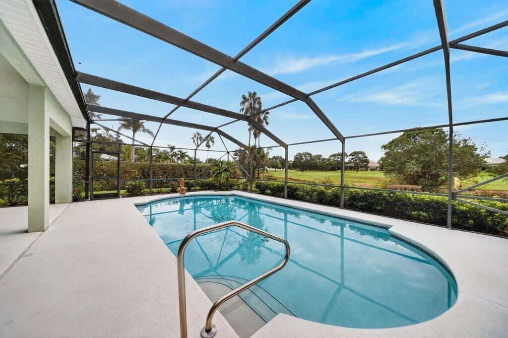 pool3.jpg-SMALL