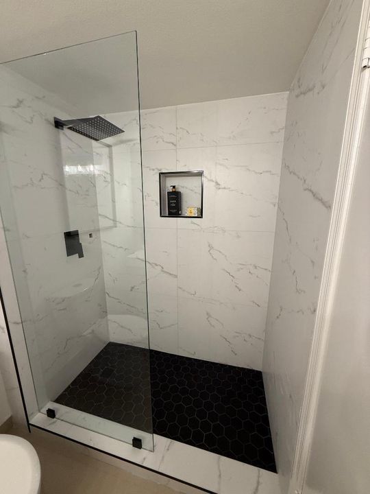 MLS master shower