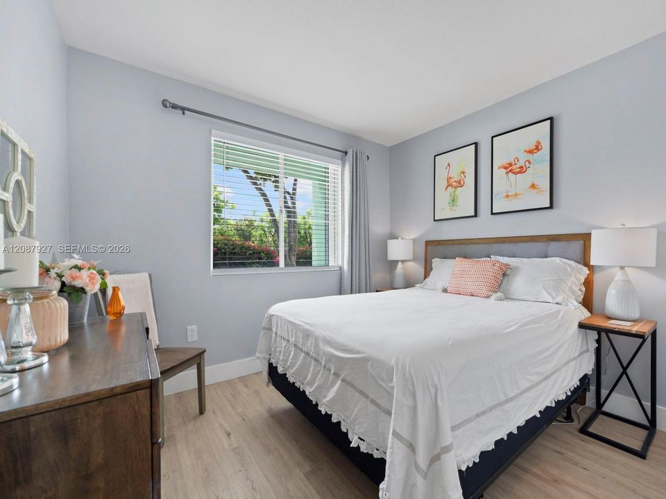 En Venta: $449,500 (2 camas, 2 baños, 778 Pies cuadrados)