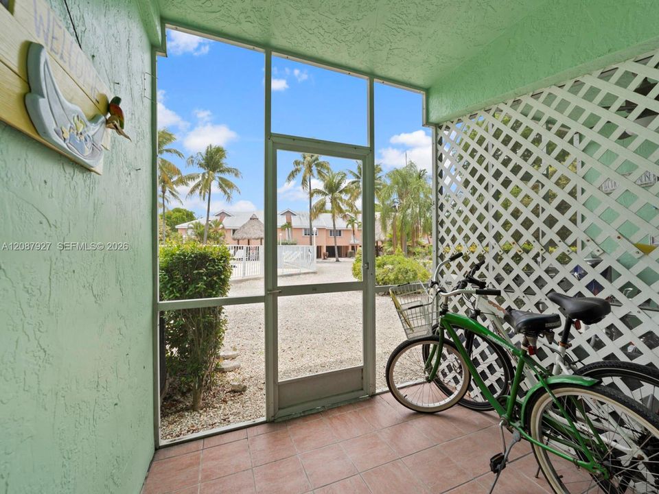 En Venta: $449,500 (2 camas, 2 baños, 778 Pies cuadrados)