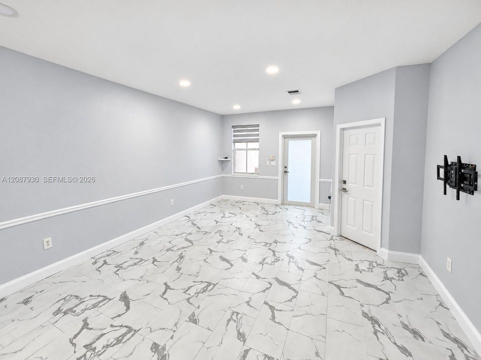 En Venta: $539,000 (3 camas, 2 baños, 1452 Pies cuadrados)