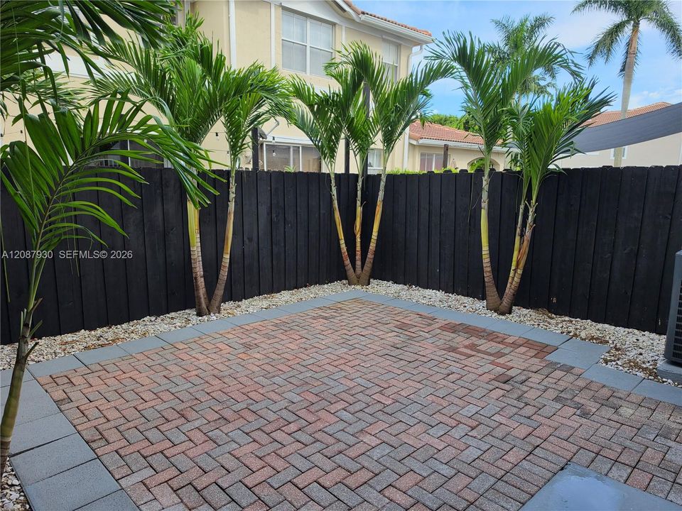 En Venta: $539,000 (3 camas, 2 baños, 1452 Pies cuadrados)