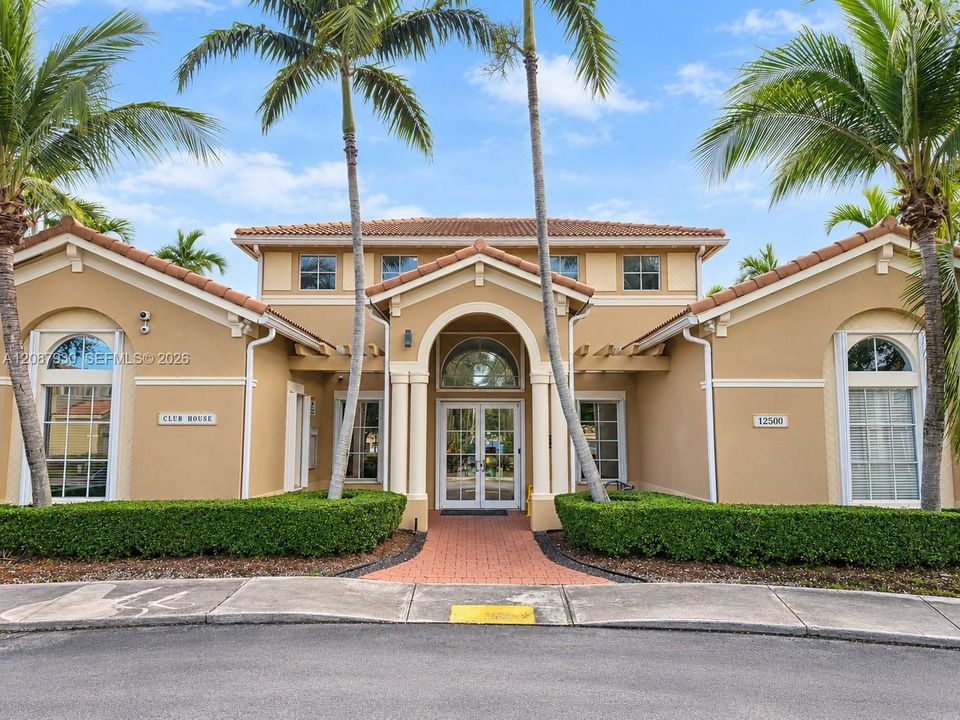 For Sale: $539,000 (3 beds, 2 baths, 1452 Square Feet)