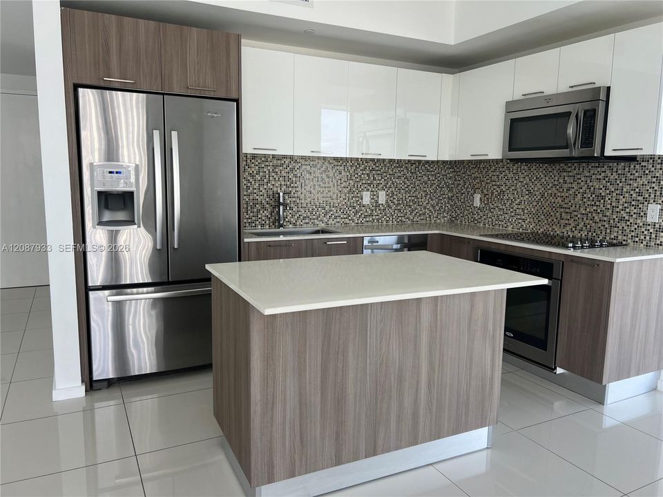 En Renta: $3,400 (2 camas, 2 baños, 1103 Pies cuadrados)