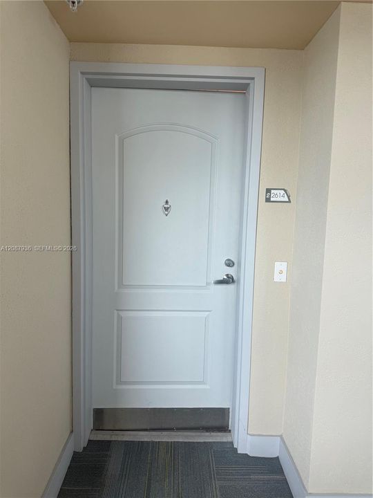 For Rent: $3,595 (1 beds, 1 baths, 686 Square Feet)