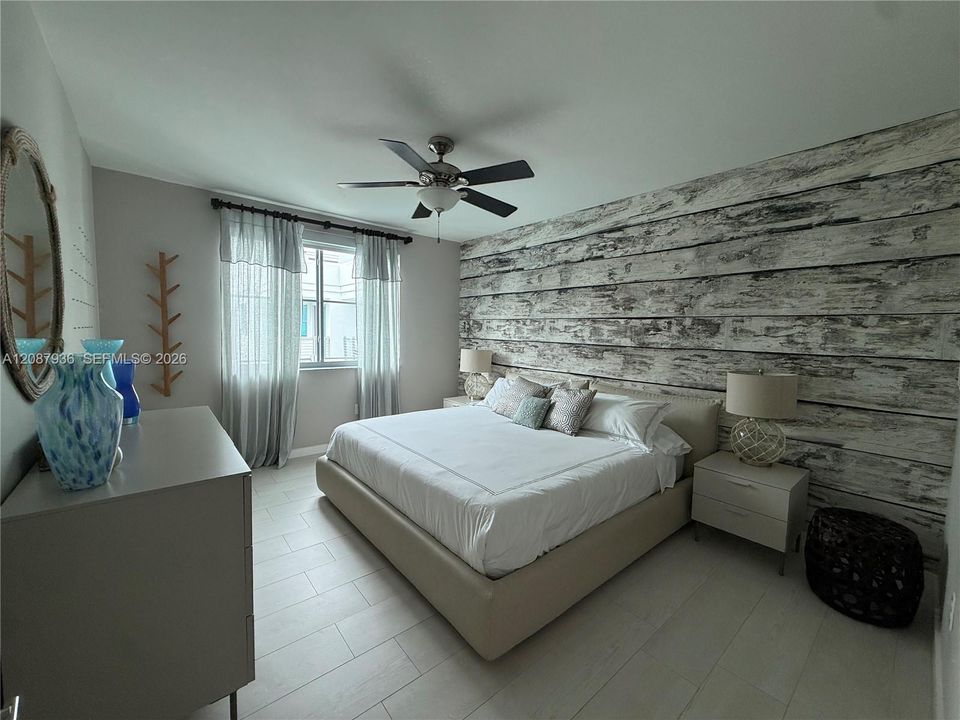 For Rent: $3,595 (1 beds, 1 baths, 686 Square Feet)