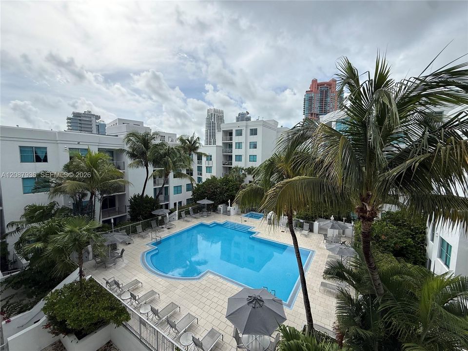 For Rent: $3,595 (1 beds, 1 baths, 686 Square Feet)