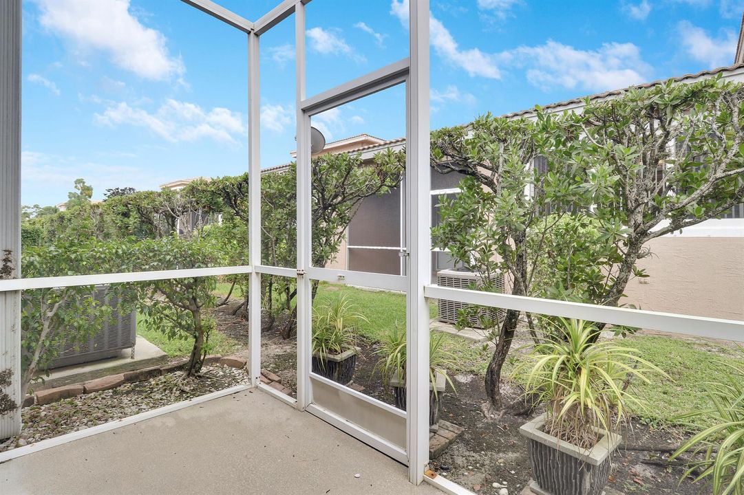 Screened Patio