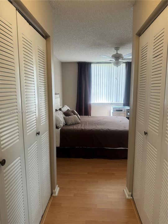 В аренду: $2,500 (2 спален, 2 ванн, 966 Квадратных фут)