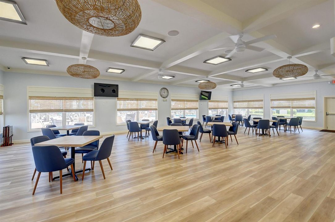BOAT CLUB