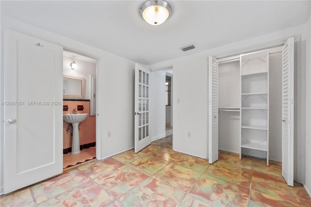 На продажу: $1,599,000 (3 спален, 3 ванн, 0 Квадратных фут)